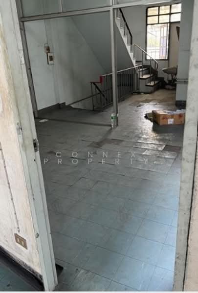 Four-story commercial building on Rattanathibet Road., Nonthaburi, รัตนาธิเบศร์, Bang Kra So, Muang Nonthaburi, Nonthaburi, , 378 sqm, Shophouse For Rent, by Connex Property, 500178869 - DDproperty.com