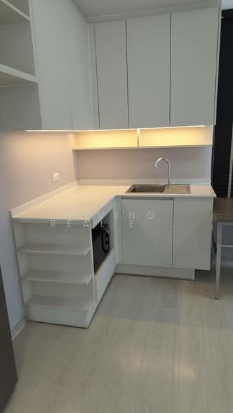 Chapter One ECO Ratchada-Huaikwang, Bangkok, Pracha Uthit Road, Huai Khwang, Huai Khwang, Bangkok, 1 Bedroom, 36 sqm, Condo For Rent, by Living Real Estates, 500178873 - DDproperty.com