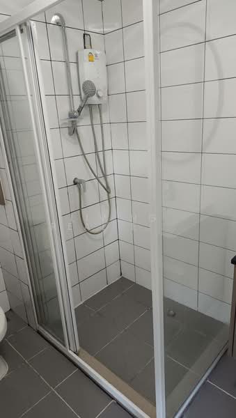 Chapter One ECO Ratchada-Huaikwang, Bangkok, Pracha Uthit Road, Huai Khwang, Huai Khwang, Bangkok, 1 Bedroom, 36 sqm, Condo For Rent, by Living Real Estates, 500178873 - DDproperty.com