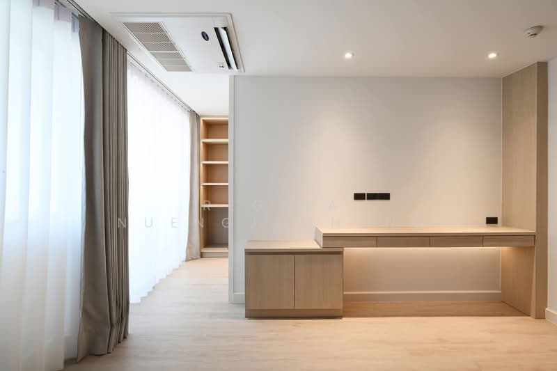 Jomtien Plaza Condotel, Chon Buri (Pattaya), 406 261 Village No. 12, Nong Pru, Bang Lamung (Pattaya), Chon Buri (Pattaya), 3 Bedrooms, 151 sqm, Condo For Sale, by Regina Nuengjamnong, 500178875 - DDproperty.com