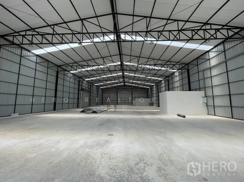 For rent Warehouse 857 sqm in Pak Kret, Pak Kret, Nonthaburi hre00362, Nonthaburi, Pak Kret, Pak Kret, Nonthaburi, , 857 sqm, Warehouse/Factory For Rent, by Hero Realtor Co., Ltd., 500178882 - DDproperty.com
