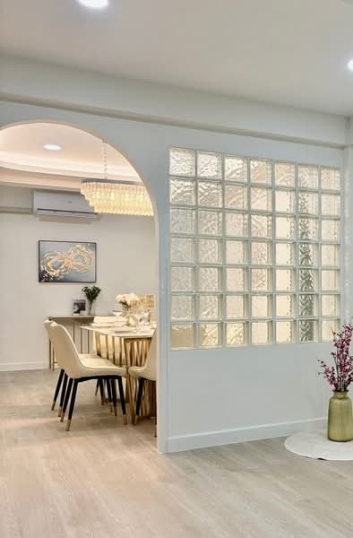 Detacted hose for rent, Ratchada close to MRT, Bangkok, -, Huai Khwang, Huai Khwang, Bangkok, 5 Bedrooms, 185 sqm, Single Detached House For Rent, by Connex Property, 500178887 - DDproperty.com