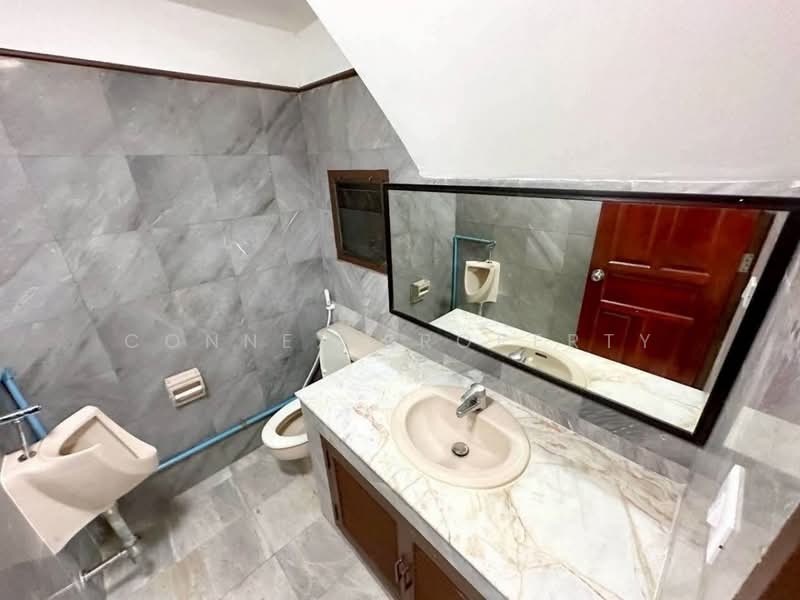 Baan Home Avenue 1, Bangkok, สุขุมวิท, Bang Chak, Phra Khanong, Bangkok, 5 Bedrooms, 21 sqm, Townhouse For Rent, by Connex Property, 500178893 - DDproperty.com