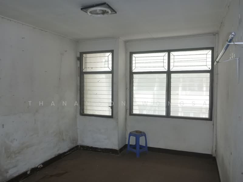 ขาย - ทาวน์เฮ้าส์ ถนน เทอดดำริ ถนนนครไชยศรี ดุสิต จังหวัด กรุงเทพมหานคร, กรุงเทพ