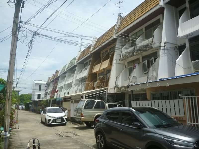 ขาย - ทาวน์เฮ้าส์ ถนน เทอดดำริ ถนนนครไชยศรี ดุสิต จังหวัด กรุงเทพมหานคร, กรุงเทพ