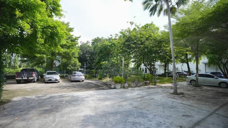 Office Building, Studio, Office Space and Warehouse on over 3 Rai of land in Lam Luk Ka area., Pathum Thani, Bung Kham Proi, Lam Luk Ka, Pathum Thani, , 1,500 sqm, Warehouse/Factory For Sale, by Wisdom Real Estate, 500178904 - DDproperty.com