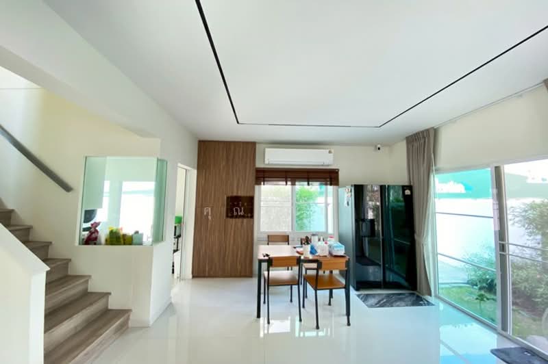 Villaggio Lamlukka-Wongwaen, Pathum Thani, Lam Luk Ka Road 97, Bung Kham Proi, Lam Luk Ka, Pathum Thani, 3 Bedrooms, 200 sqm, Townhouse For Sale, by คุณเมย์, 500178932 - DDproperty.com