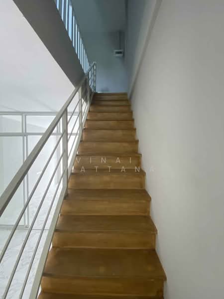 4-BR Townhouse, Bangkok, Bangko, Chom Thong, Bangkok, 4 Bedrooms, 220 sqm, Townhouse For Sale, by Vinai  Wattana, 500178940 - DDproperty.com