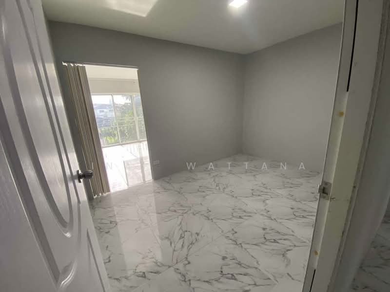 4-BR Townhouse, Bangkok, Bangko, Chom Thong, Bangkok, 4 Bedrooms, 220 sqm, Townhouse For Sale, by Vinai  Wattana, 500178940 - DDproperty.com