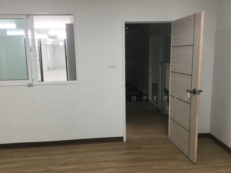 Warehouse 17/12, Moo 7, Khlong Phra Udom Subdistrict, Lat Lum Kaeo District, Pathum Thani Province,, Pathum Thani, -, Khlong Phra Udom, Lat Lum Kaeo, Pathum Thani, , 320 sqm, Warehouse/Factory For Sale, by Connex Property, 500178948 - DDproperty.com