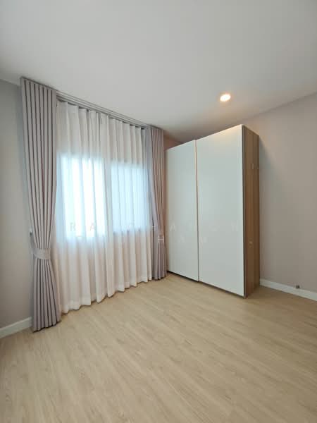 Perfect Park Suvarnabhumi, Bangkok, Romklao Road, Min Buri, Min Buri, Bangkok, 4 Bedrooms, 142 sqm, Single Detached House For Sale, by Ratchanon Songthammakul, 500178964 - DDproperty.com