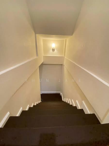 For Rent - Townhome for Rent, 300 meters from BTS National Stadium (SPSJP180), Bangkok