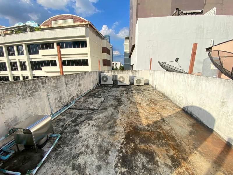 ให้เช่า - ทาวน์โฮม ให้เช่า ห่างจาก บีทีเอส สนามกีฬา 300 เมตร (SPSJP180), กรุงเทพ