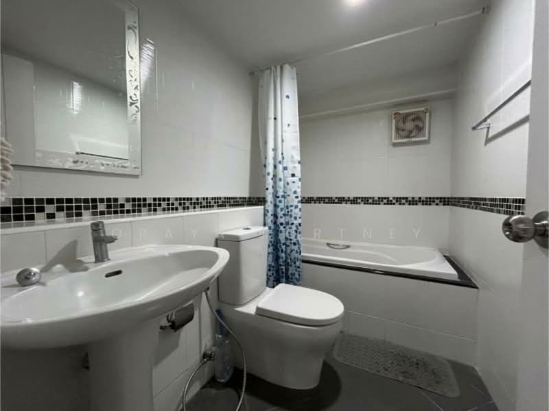 Thonglor Tower, Bangkok, Soi Thonglor, Sukhumvit 55 Road, Khlongtoei Nua, Watthana, Bangkok, 2 Bedrooms, 49 sqm, Condo For Rent, by Oraya Fortney, 500178968 - DDproperty.com