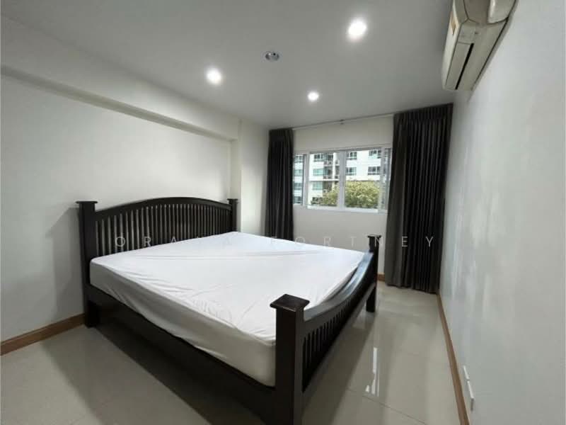 Thonglor Tower, Bangkok, Soi Thonglor, Sukhumvit 55 Road, Khlongtoei Nua, Watthana, Bangkok, 2 Bedrooms, 49 sqm, Condo For Rent, by Oraya Fortney, 500178968 - DDproperty.com
