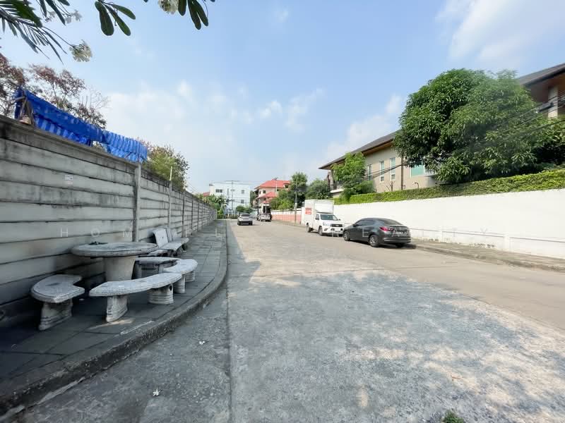 For Sale - Moobaan Seri 4 Rama 9, Bangkok