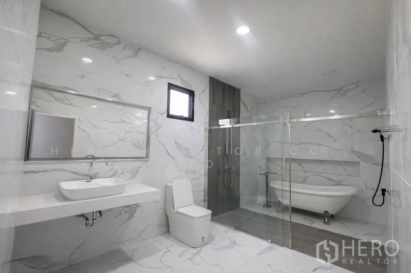 For rent Factory 4000 sqm in Khlong Maduea, Krathum Baen, Samut Sakhon hre00333, Samut Sakhon, Khlong Madua, Krathum Baen, Samut Sakhon, , 4,000 sqm, Warehouse/Factory For Rent, by Hero Realtor Co., Ltd., 500179003 - DDproperty.com