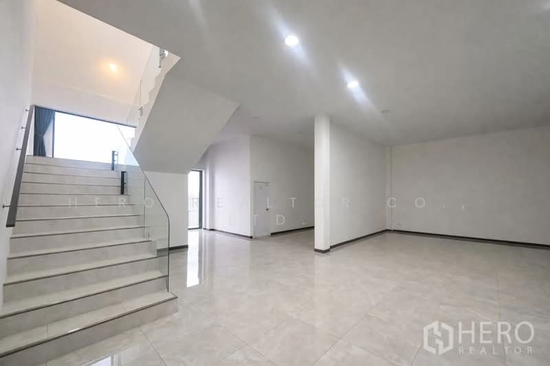 For rent Factory 4000 sqm in Khlong Maduea, Krathum Baen, Samut Sakhon hre00333, Samut Sakhon, Khlong Madua, Krathum Baen, Samut Sakhon, , 4,000 sqm, Warehouse/Factory For Rent, by Hero Realtor Co., Ltd., 500179003 - DDproperty.com