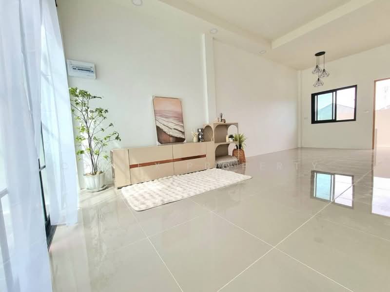 Townhouse minimal , mab tabphut , Rayong, Rayong, -, Map Ta Phut, Muang Rayong, Rayong, 2 Bedrooms, 75 sqm, Townhouse For Sale, by Connex Property, 500179010 - DDproperty.com