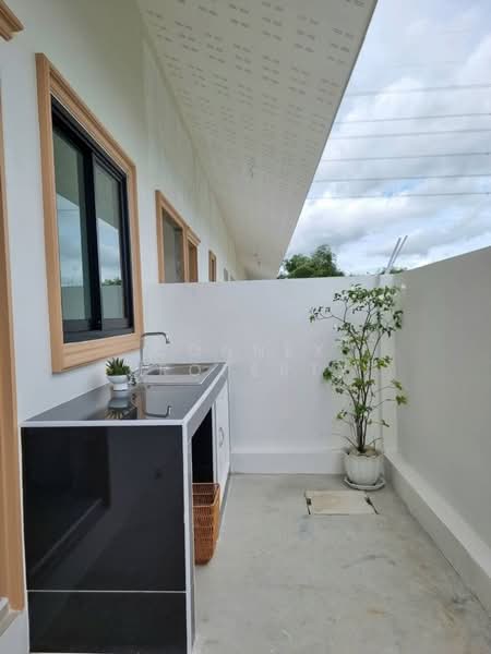 Townhouse minimal , mab tabphut , Rayong, Rayong, -, Map Ta Phut, Muang Rayong, Rayong, 2 Bedrooms, 75 sqm, Townhouse For Sale, by Connex Property, 500179010 - DDproperty.com