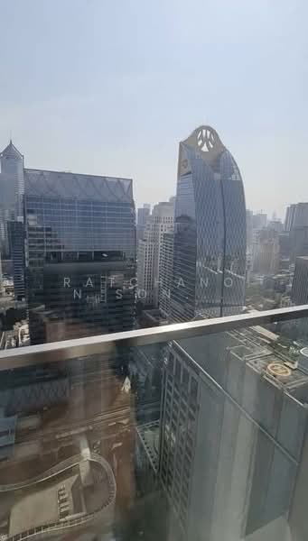 Noble Ploenchit, Bangkok, 1035 Ploenchit  Road, Lumphini, Pathum Wan, Bangkok, 1 Bedroom, 52 sqm, Condo For Rent, by Ratchanon Songthammakul, 500179018 - DDproperty.com