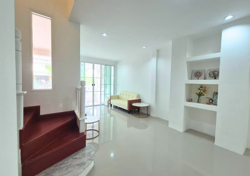 Wararak Rangsit Klong 3, Pathum Thani, Khlong Sam, Khlong Luang, Pathum Thani, 3 Bedrooms, 120 sqm, Single Detached House For Sale, by ภัทรพล ศรีกัลยาณบุตร, 500179022 - DDproperty.com