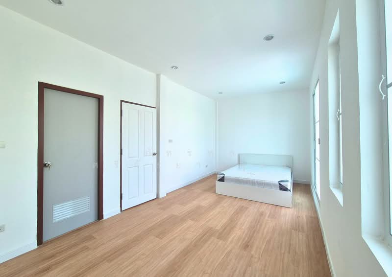 Wararak Rangsit Klong 3, Pathum Thani, Khlong Sam, Khlong Luang, Pathum Thani, 3 Bedrooms, 120 sqm, Single Detached House For Sale, by ภัทรพล ศรีกัลยาณบุตร, 500179022 - DDproperty.com