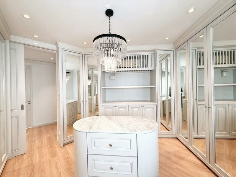 Sathorn Gardens, Bangkok, 39 South Sathorn Road, Thung Maha Mek, Sathon, Bangkok, 1 Bedroom, 94 sqm, Condo For Rent, by Pavana Sirikogar, 500179080 - DDproperty.com