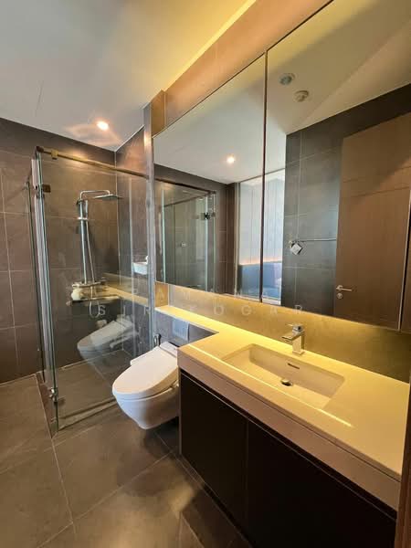 The Esse at Singha Complex, Bangkok, 1788 New Petchaburi Rd, Khlongtoei Nua, Watthana, Bangkok, 2 Bedrooms, 74 sqm, Condo For Rent, by Pavana Sirikogar, 500179111 - DDproperty.com