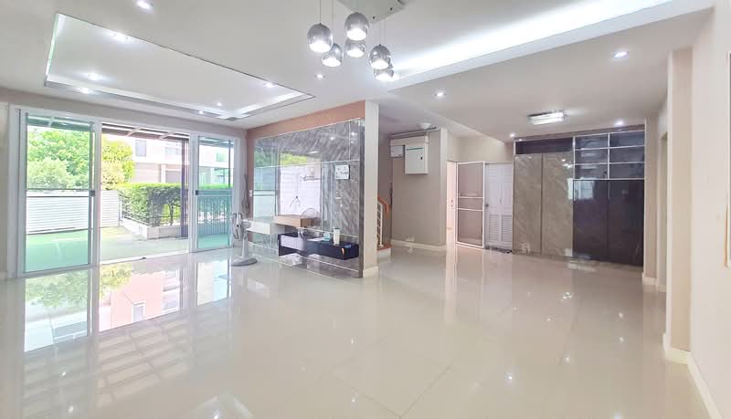 MIND Pinklao-Charan, Nonthaburi, Bang Kruai-Sai Noi Road 17, Bang Si Thong, Bang Kruai, Nonthaburi, 5 Bedrooms, 250 sqm, Single Detached House For Sale, by ยลศิริ ศรีสกุล, 500179120 - Mind ปิ่นเกล้า-จรัญฯ - DDproperty.com