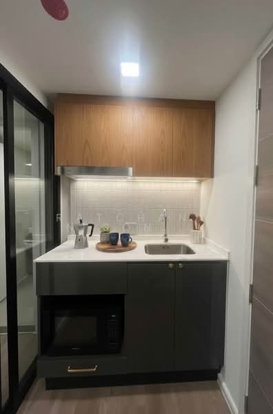 Modiz Sukhumvit 50, Bangkok, Soi Sukhumvit 50, Phra Kanong, Khlong Toei, Bangkok, 1 Bedroom, 42 sqm, Condo For Rent, by Ratchanon Songthammakul, 500179155 - DDproperty.com
