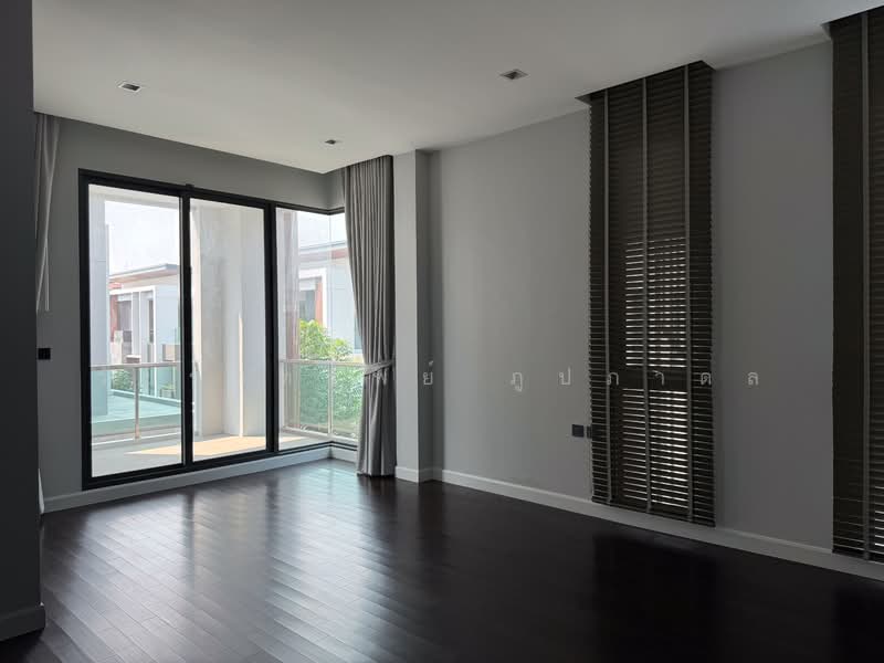 The Gentry Pattanakarn, Bangkok, Pattanakarn Road, Suan Luang, Suan Luang, Bangkok, 4 Bedrooms, 440 sqm, Single Detached House For Sale, by วัชราทรัพย์ ภูปภาดล, 500179161 - DDproperty.com