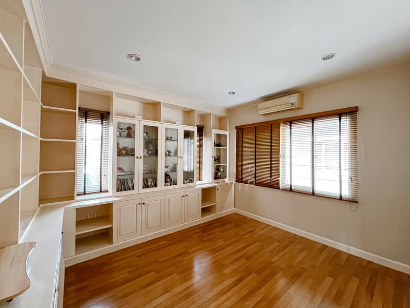 The Centro Ramindra, Bangkok, Kanchanaphisek Road, Khan Na Yao, Khan Na Yao, Bangkok, 3 Bedrooms, 160 sqm, Single Detached House For Sale, by Sirinan Ruangchoti, 500179163 - DDproperty.com