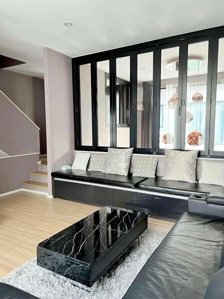 Nirvana Define Srinakarin-Rama 9, Bangkok, Srinakarin - Rom Klao Road, Saphan Sung, Saphan Sung, Bangkok, 3 Bedrooms, 263 sqm, Townhouse For Rent, by Sirinan Ruangchoti, 500179195 - DDproperty.com