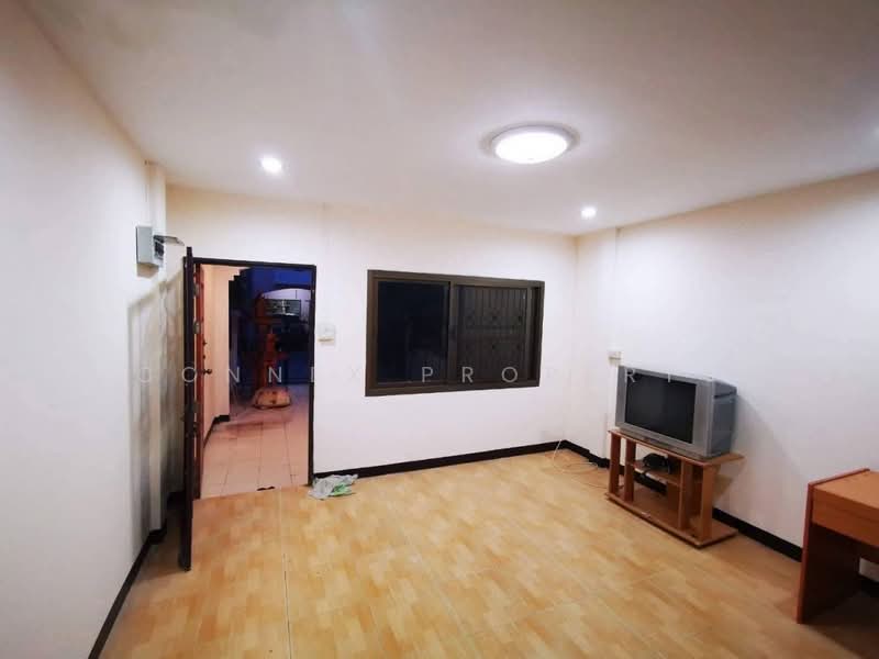 หมู่บ้าน ณัฐกานต์ 4, ปทุมธานี, กำแพงเพชร 6, หลักหก, เมืองปทุมธานี, ปทุมธานี, 96 ตร.ม., ทาวน์เฮ้าส์ ขาย, โดย Connex Property, 500179202 - DDproperty.com