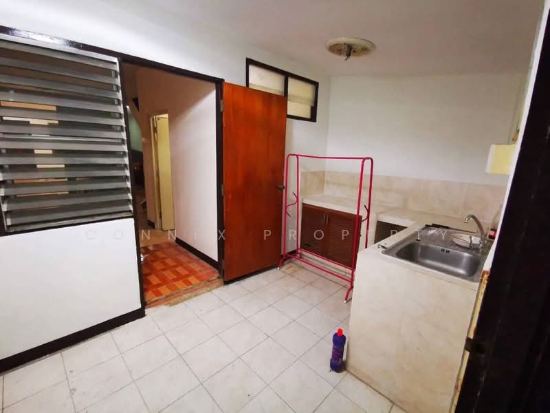 หมู่บ้าน ณัฐกานต์ 4, ปทุมธานี, กำแพงเพชร 6, หลักหก, เมืองปทุมธานี, ปทุมธานี, 96 ตร.ม., ทาวน์เฮ้าส์ ขาย, โดย Connex Property, 500179202 - DDproperty.com