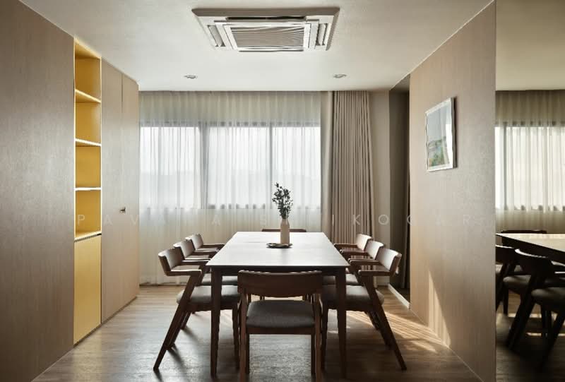 United Tower Thonglor, Bangkok, 333 Soi Thonglor 17, Khlong Tan Nua, Watthana, Bangkok, 4 Bedrooms, 236 sqm, Condo For Rent, by Pavana Sirikogar, 500179241 - DDproperty.com