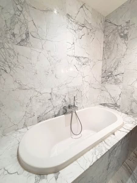 Khun By Yoo, Bangkok, 338 Thonglor Road, Khlong Tan Nua, Watthana, Bangkok, 1 Bedroom, 50 sqm, Condo For Sale, by Rattanaphon Yungprakhon, 500179243 - DDproperty.com