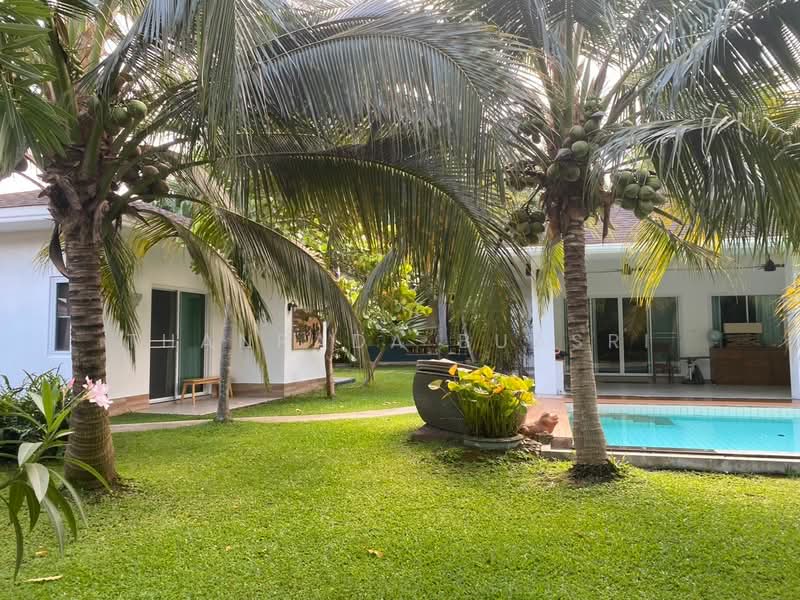 The Grove Villas เดอะ โกล์ฟ วิลล่า, ประจวบคีรีขันธ์, 38 Moobaan Wangbot, หินเหล็กไฟ, หัวหิน, ประจวบคีรีขันธ์, 360 ตร.ม., วิลล่า ขาย, โดย Netsakaw Thongsritep, 500179307 - DDproperty.com