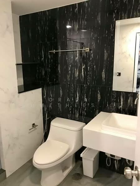 Serene Place Sukhumvit 24, Bangkok, 9 Soi Sukhumvit 24, Sukhumvit Road, Khong Tan, Khlong Toei, Bangkok, 2 Bedrooms, 80 sqm, Condo For Sale, by Orapa Sumetheesirisakul, 500179314 - DDproperty.com