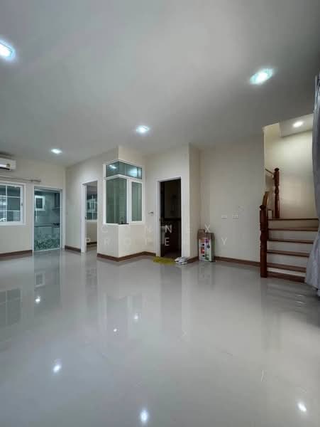 โกลเด้น ทาวน์ 3 ลาดพร้าว - เกษตรนวมินทร์, กรุงเทพ, นวมินทร์, คลองกุ่ม, บึงกุ่ม, กรุงเทพ, 165 ตร.ม., ทาวน์เฮ้าส์ ขาย, โดย Connex Property, 500179362 - DDproperty.com