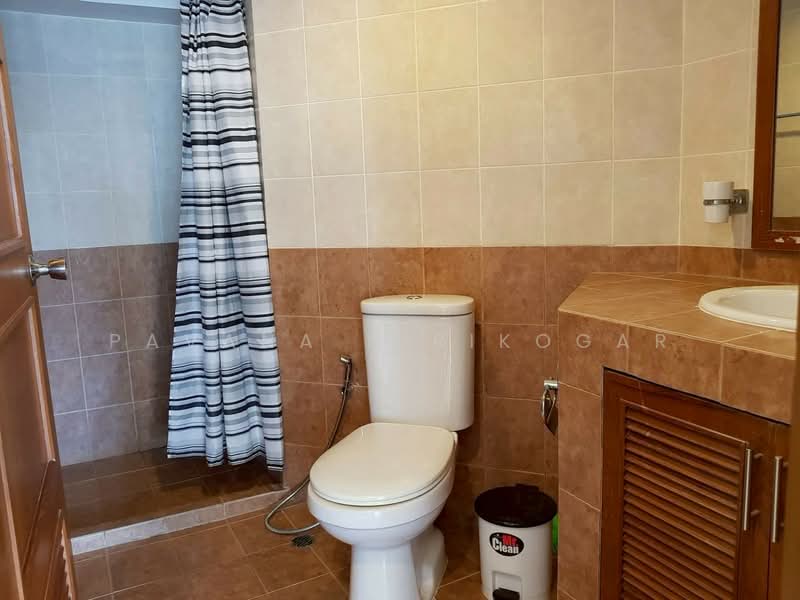 Diamond Tower, Bangkok, Silom, Silom, Bang Rak, Bangkok, 2 Bedrooms, 77 sqm, Condo For Rent, by Pavana Sirikogar, 500179364 - DDproperty.com