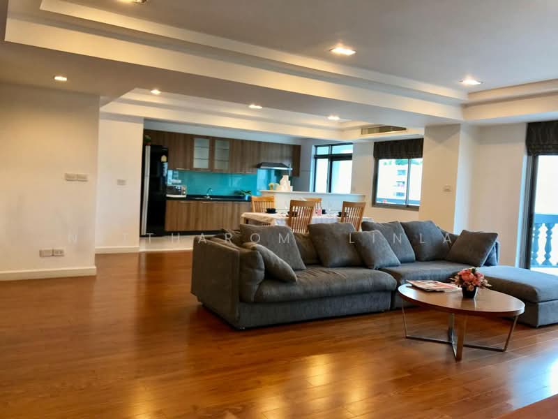 Royal Castle Sukhumvit, Bangkok, 30 Soi Sukhumvit 39, Khlongtoei Nua, Watthana, Bangkok, 3 Bedrooms, 166 sqm, Condo For Sale, by Nuttharom Linla , 500179394 - DDproperty.com