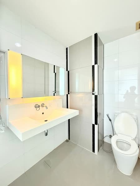 Rhythm Ratchada, Bangkok, 558 Ratchadaphisek Road, Samsen Nok, Huai Khwang, Bangkok, 2 Bedrooms, 73 sqm, Condo For Rent, by Pavana Sirikogar, 500179424 - DDproperty.com