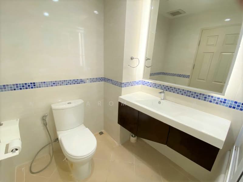 Life @ Sathorn 10, Bangkok, 48 Soi Sathorn 10, Sathorn Road, Silom, Bang Rak, Bangkok, 1 Bedroom, 40 sqm, Condo For Sale, by Nuttharom  Linla , 500179456 - DDproperty.com