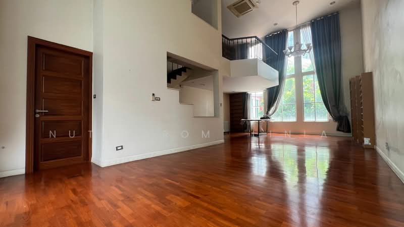 Baan Klang Krung Thonglor : บ้านกลางกรุงทองหล่อ, กรุงเทพ, 55 ซอยสุขุมวิท 55, คลองตันเหนือ, วัฒนา, กรุงเทพ, 330 ตร.ม., ทาวน์เฮ้าส์ ขาย, โดย Nuttharom  Linla , 500179497 - DDproperty.com