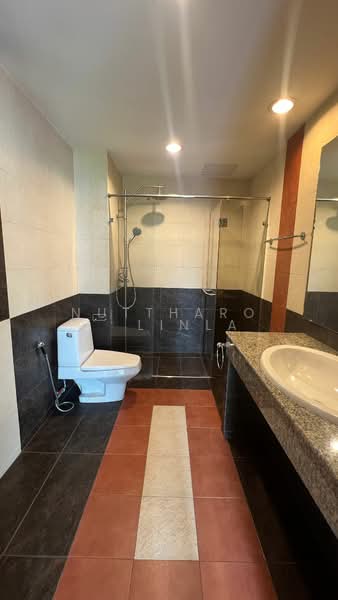 Baan Klang Krung Thonglor : บ้านกลางกรุงทองหล่อ, กรุงเทพ, 55 ซอยสุขุมวิท 55, คลองตันเหนือ, วัฒนา, กรุงเทพ, 330 ตร.ม., ทาวน์เฮ้าส์ ขาย, โดย Nuttharom  Linla , 500179497 - DDproperty.com