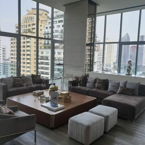 Circle Sukhumvit 11, Bangkok, 99 Soi Sukhumvit 11, Khlongtoei Nua, Watthana, Bangkok, 1 Bedroom, 30 sqm, Condo For Sale, by Orapa Sumetheesirisakul, 500179515 - DDproperty.com