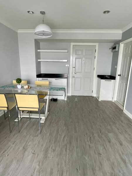 Lumpini Place Narathiwas-Chaopraya, Bangkok, 1298 Rama 3 Road, Chong Nonsi, Yan Nawa, Bangkok, 2 Bedrooms, 68 sqm, Condo For Sale, by Nuttharom  Linla , 500179516 - DDproperty.com