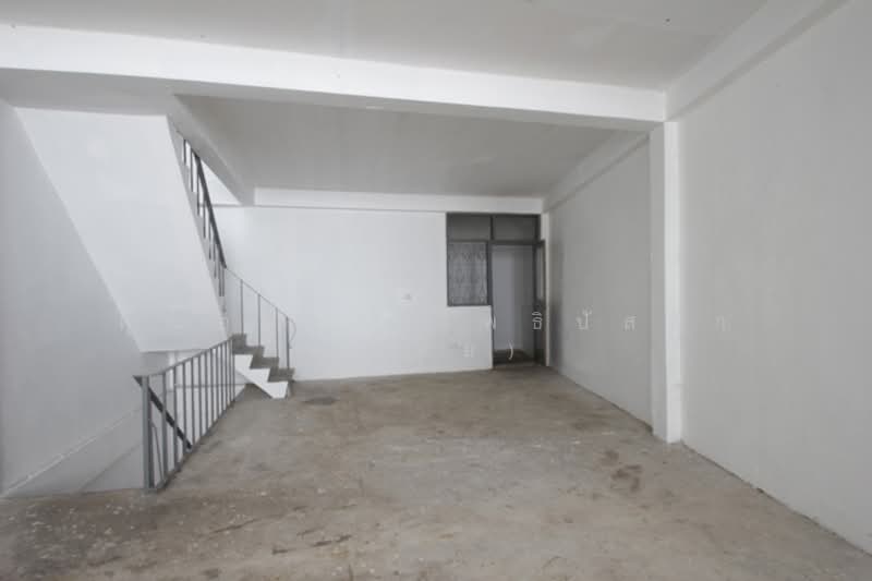 อาคารพาณิชย์สุขสวัสดิ์ ถ.สุขสวัสดิ์ แขวงบางปะกอก เขตราษฎร์บูรณะ จ.กรุงเทพมหานคร 10140, กรุงเทพ, ก่อนถึงสุขสวัสดิ์ ซ.1, บางปะกอก, ราษฎร์บูรณะ, กรุงเทพ, 160 ตร.ม., ตึกแถว-อาคารพาณิชย์ ขาย, โดย คุณอนุชา โพธิปัสสา (บอย), 500179518 - DDproperty.com